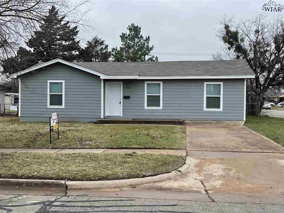 4026 Boren Ave in Wichita Falls, TX - Building Photo