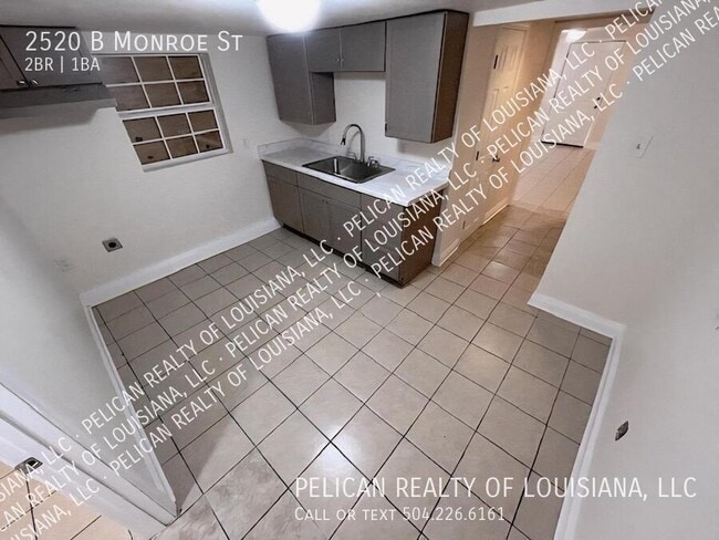 2520 Monroe St in New Orleans, LA - Foto de edificio - Building Photo