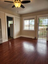 3631 E 8th St, Unit A in Long Beach, CA - Building Photo