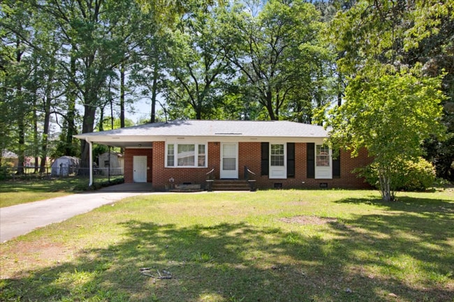 property at 1506 Boyette Dr