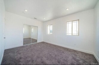 850 W 165th Pl in Gardena, CA - Foto de edificio - Building Photo