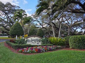 1831 Sabal Palm Dr in Davie, FL - Building Photo