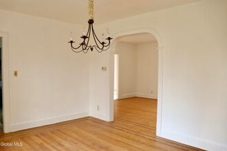 647 New Scotland Ave in Albany, NY - Building Photo - Building Photo