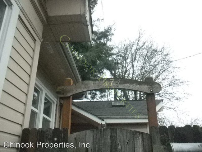 1574 Jefferson St in Eugene, OR - Building Photo - Building Photo