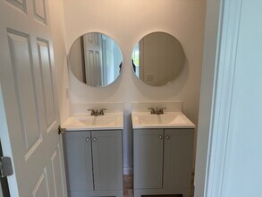 64 Pine St in Ellsworth, ME - Building Photo - Building Photo