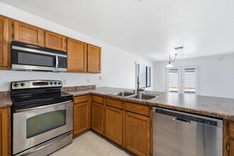 3044 W Daley Ln in Phoenix, AZ - Building Photo - Building Photo