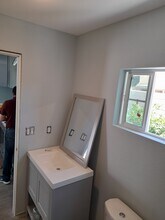 3530 Las Tunas Pl, Unit Aparment studio!! in Oxnard, CA - Building Photo - Building Photo