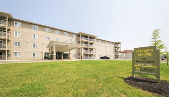 Lexington Landing Apartments