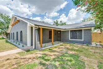 2126 Trellis Pl in Richardson, TX - Building Photo - Building Photo
