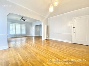 1019 S Orange Dr in Los Angeles, CA - Building Photo - Building Photo