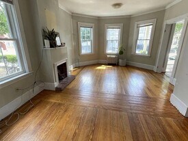 5 Durham St, Unit 1 in Somerville, MA - Building Photo