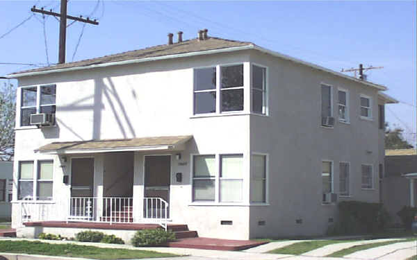 10539 Otsego in North Hollywood, CA - Building Photo