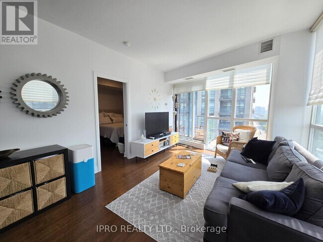 property at 530-1530 St Clair Ave W
