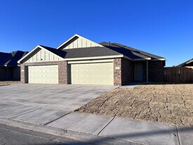 5506 122nd Street in Lubbock, TX - Building Photo