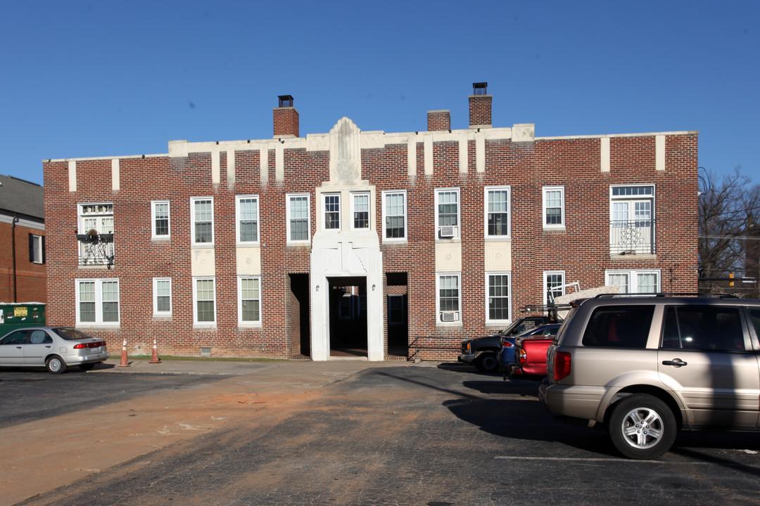 Rowella Apartments in High Point, NC - Building Photo