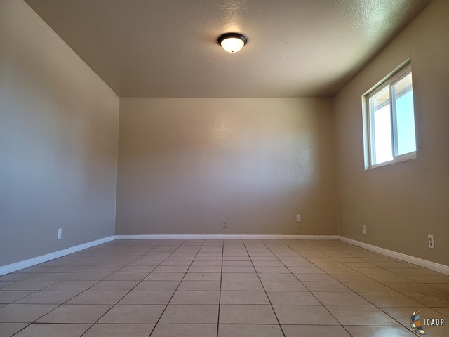590 El Centro Ave-Unit -1 in El Centro, CA - Building Photo - Building Photo