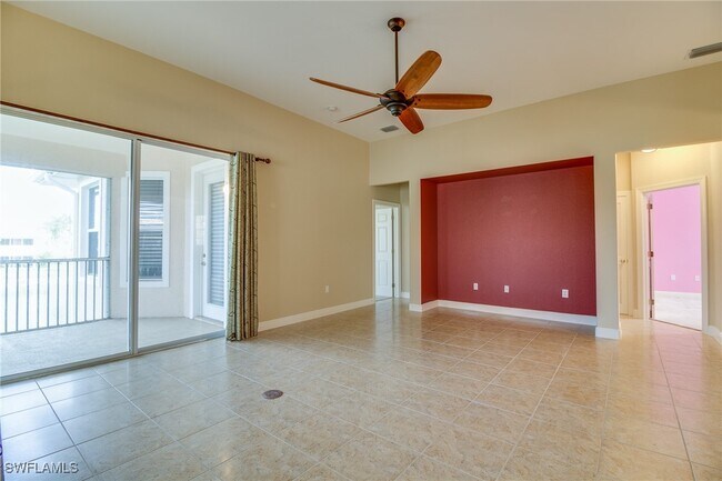 28622 San Lucas Ln in Bonita Springs, FL - Building Photo - Building Photo