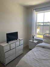 357 Purple Pl, Unit Room in Edgewood, MD - Foto de edificio - Building Photo