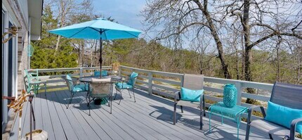 218 Rainbow Dr in Lookout Mountain, GA - Building Photo - Building Photo