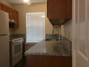 3518 W Buckeye St in Fayetteville, AR - Building Photo - Building Photo