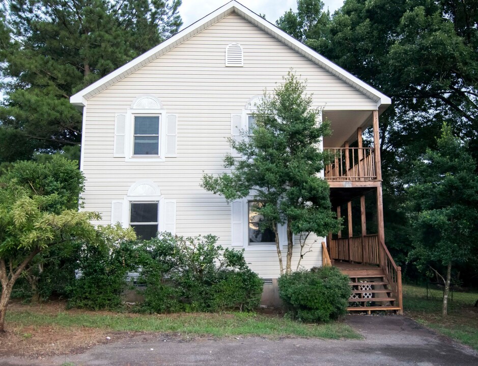 195 Pineview Dr in Athens, GA - Foto de edificio