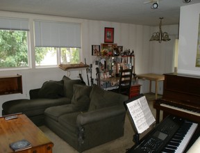 22 Tamalpais Ave in San Anselmo, CA - Building Photo - Other