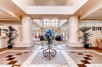 2860 W Riverwalk Cir in Littleton, CO - Building Photo - Building Photo