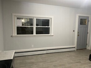 92 Walnut St, Unit 1 RIGT in Peabody, MA - Building Photo - Building Photo