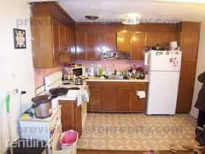 205 Kent St-Unit -APT# 17-OJ in Brookline, MA - Foto de edificio - Building Photo