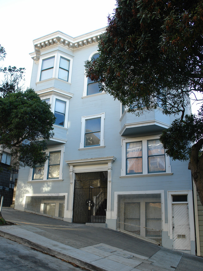 471 Vallejo St in San Francisco, CA - Building Photo - Building Photo