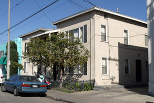 1430 Cherry Ave in Long Beach, CA - Building Photo