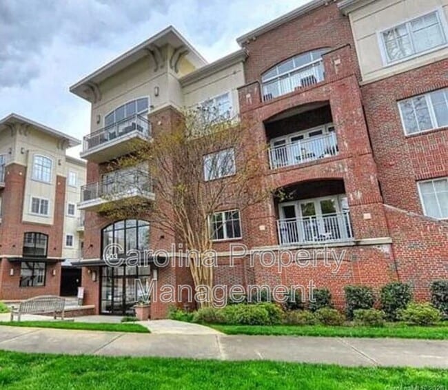 property at 1903 Kenilworth Ave