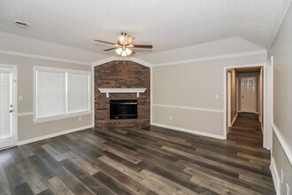 4369 Pointe North Cove in Memphis, TN - Building Photo - Building Photo