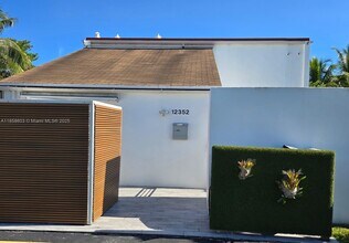 12352 SW 18th Terrace in Miami, FL - Building Photo - Building Photo