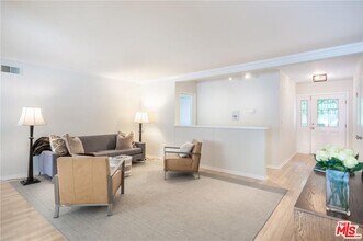 3720 Ventura Canyon Ave in Los Angeles, CA - Building Photo - Building Photo