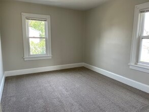 556 1/2 Maple St in Mansfield, OH - Building Photo - Building Photo