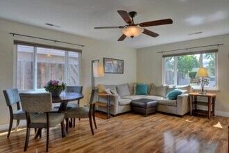 3050 Arroba Way in San Jose, CA - Building Photo - Building Photo