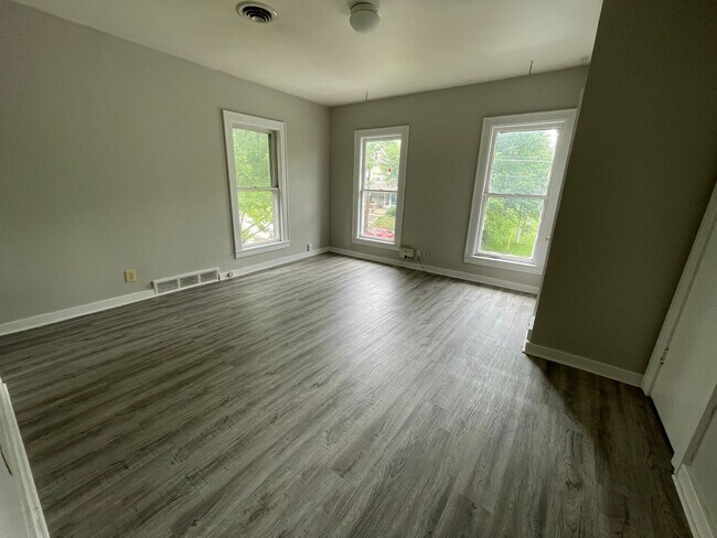 328 N 11th St-Unit -328 1/2 in New Castle, IN - Building Photo - Building Photo