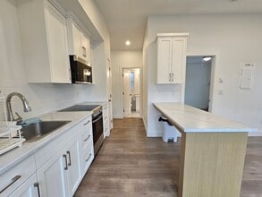 7846 Cedarbrook Rd in Chilliwack, BC - Building Photo - Building Photo