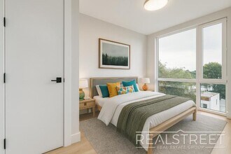 Stylish 1 & 2-Bedroom Apartments in the Heart of Flatbush in Brooklyn, NY - Foto de edificio - Building Photo