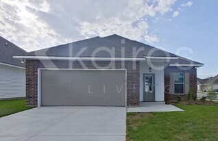 207 Teddy Ln in Lafayette, LA - Building Photo