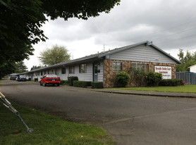 Reynolds Garden Court Apartments