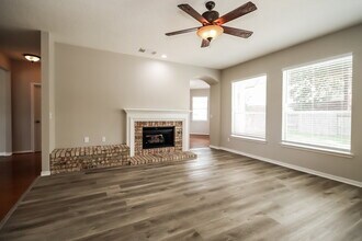 19322 Oak Station Dr in Humble, TX - Building Photo - Building Photo