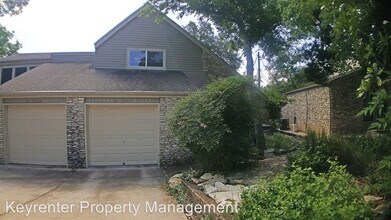 6105 Shadow Valley Dr in Austin, TX - Building Photo - Building Photo