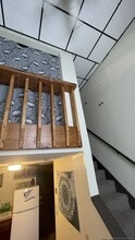 202 E Main St, Unit #2 in Marlborough, MA - Foto de edificio - Building Photo