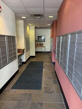 9355 Irving Park Rd in Schiller Park, IL - Building Photo - Building Photo