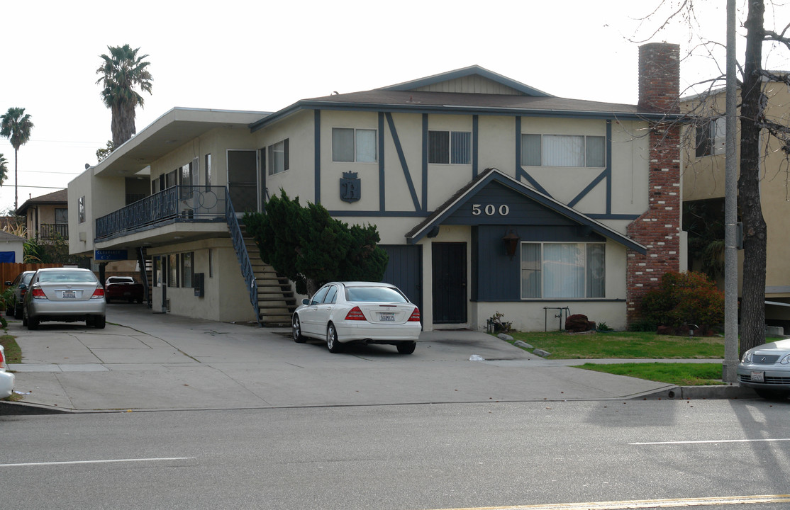 500 S Chevy Chase in Glendale, CA - Foto de edificio