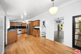 9014 Harratt St in West Hollywood, CA - Building Photo - Building Photo
