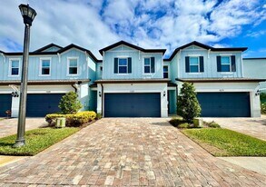 11281 Beach Walk Wy NE in St. Petersburg, FL - Building Photo