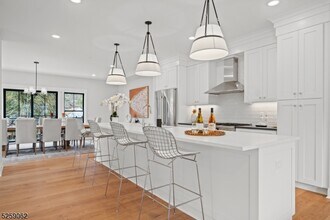 147 Central Ave in Old Tappan, NJ - Building Photo - Building Photo